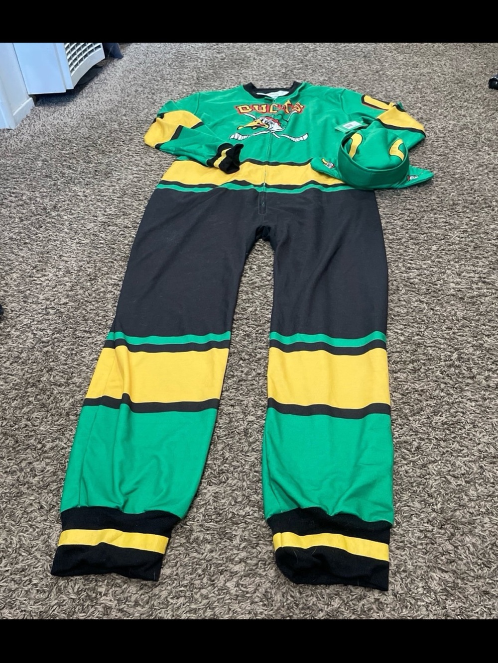 tipsy elves NWT suck movie hockey halloween costume XL